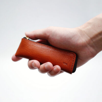 Oil leather gum case
