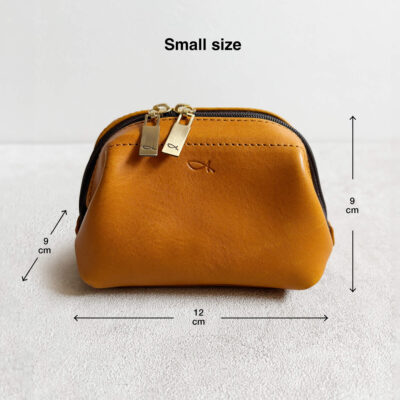Wire frame pouch